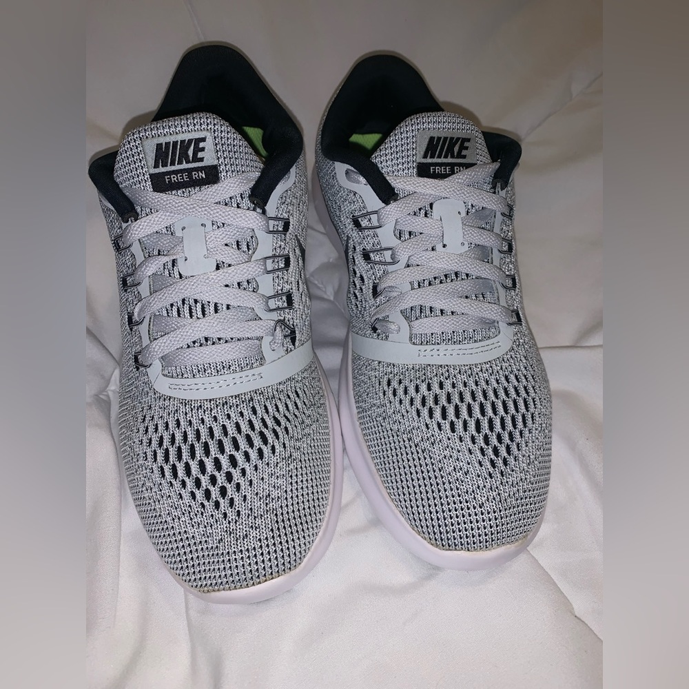 Nike Free Run White/Black-Pure Platinum - Picture 3 of 8